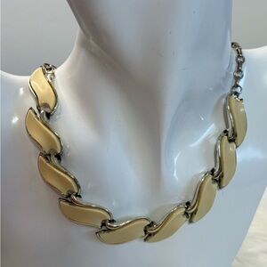 Coro Cream Enamel Link Vintage Necklace - Women Jewelry